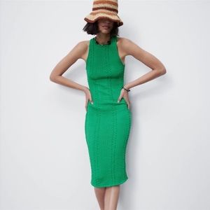 Zara Green Cable Knit Maxi 💚